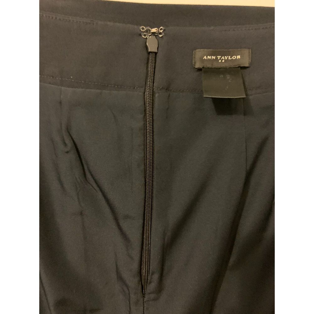 Ann Taylor Blue Pencil Skirt Size 6 - Picture 8 of 9